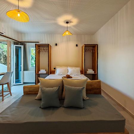 Naxos City Paraga Suites מראה חיצוני תמונה