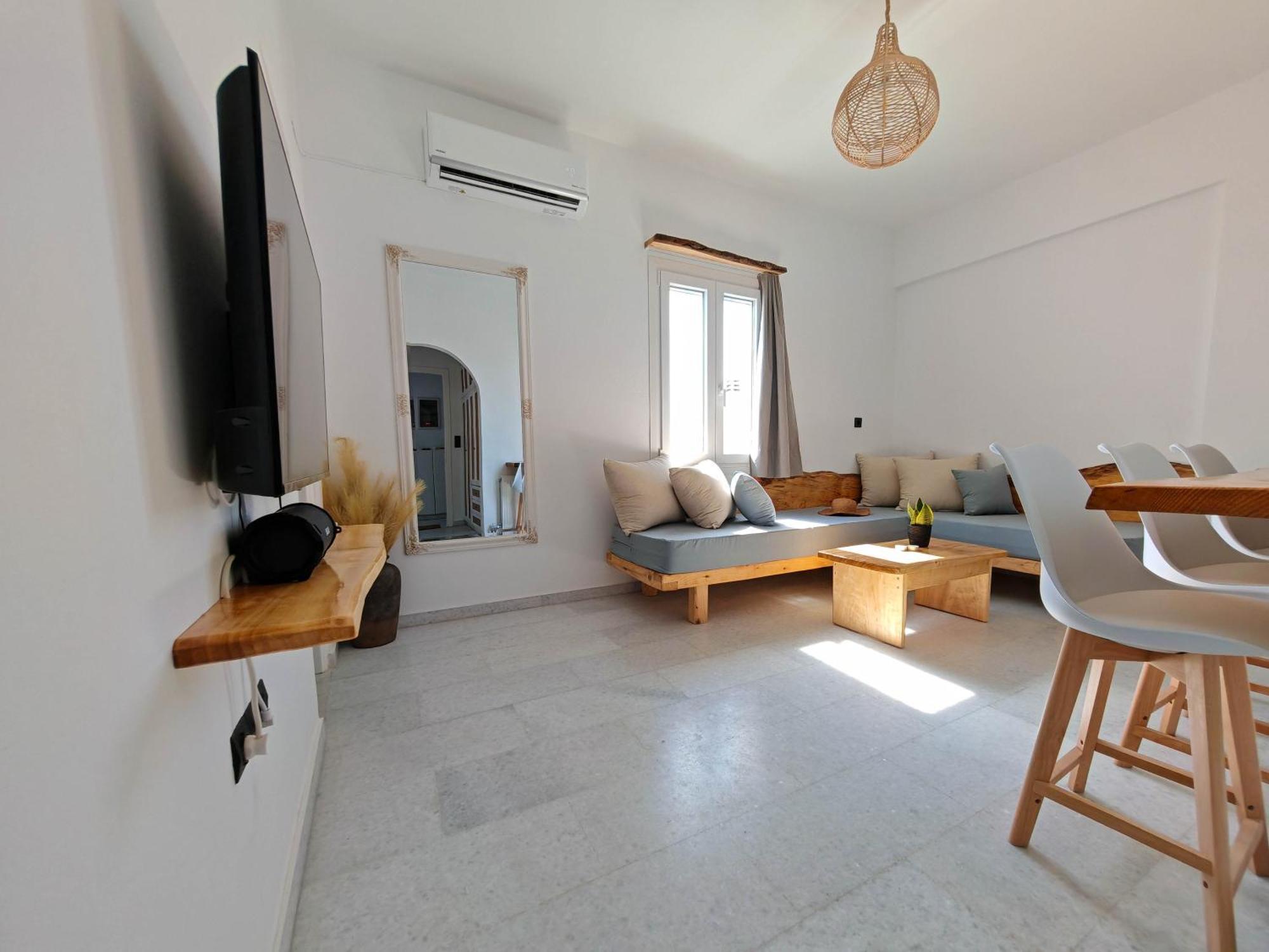 Naxos City Paraga Suites מראה חיצוני תמונה