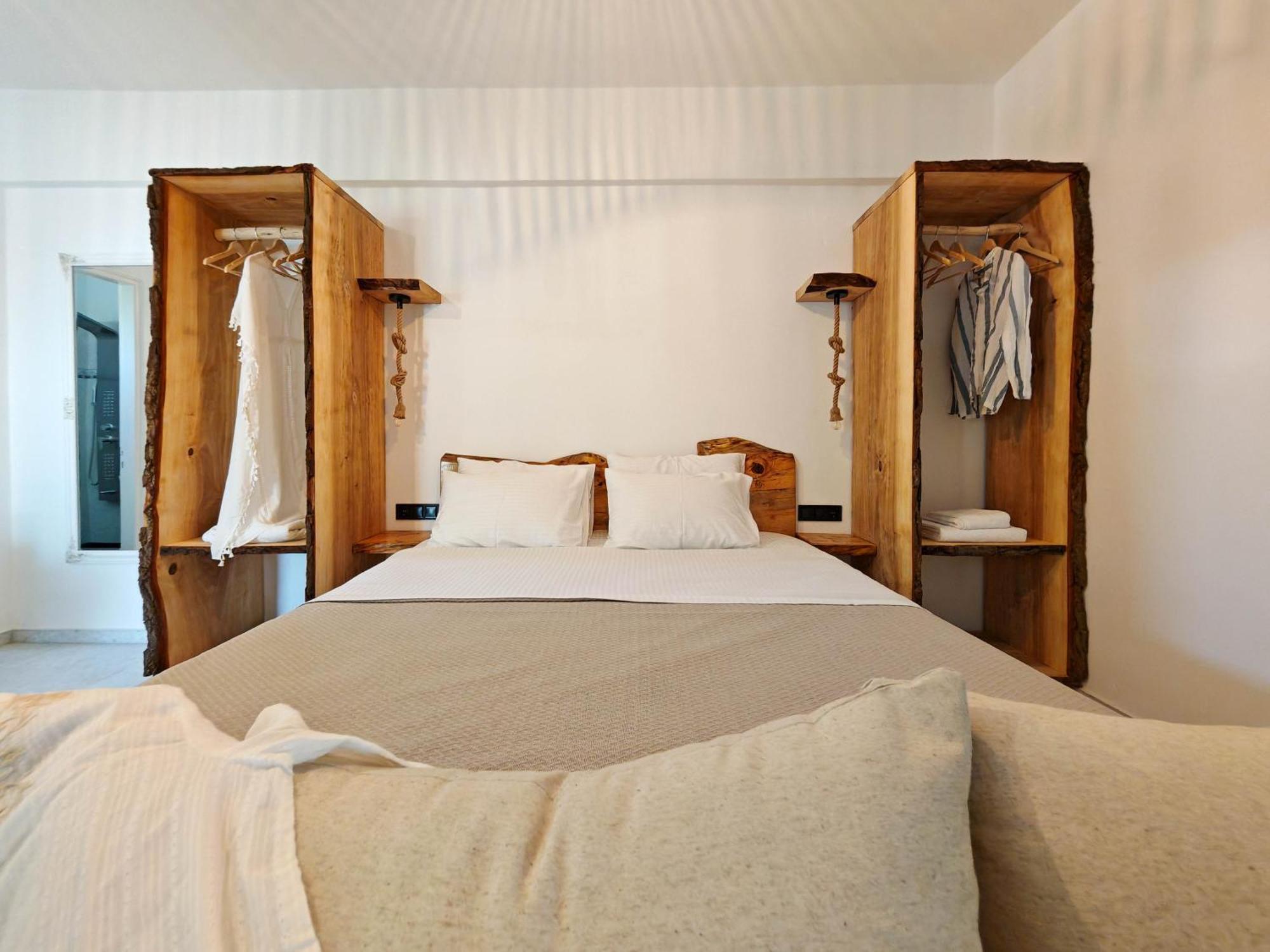 Naxos City Paraga Suites מראה חיצוני תמונה