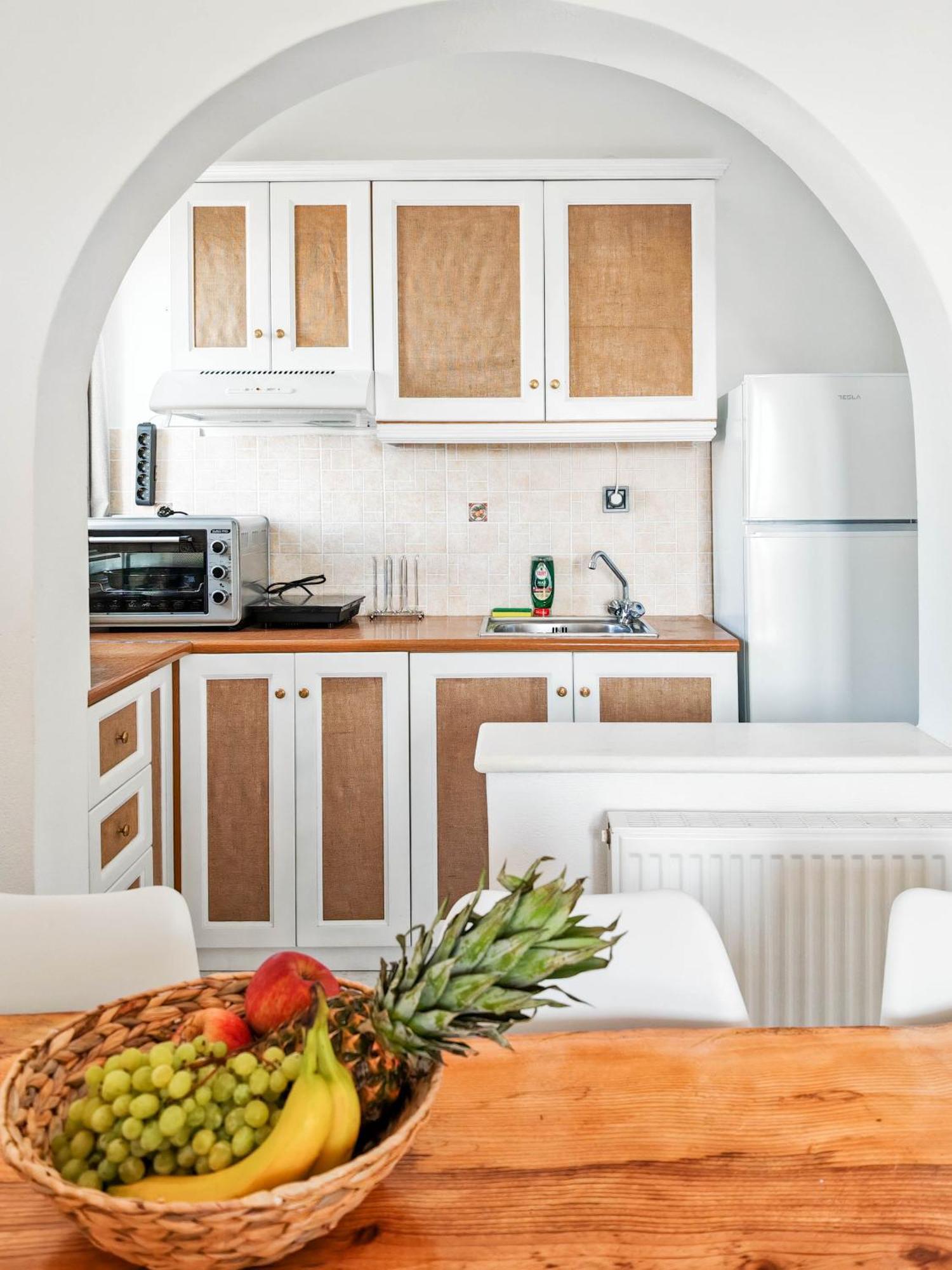 Naxos City Paraga Suites מראה חיצוני תמונה