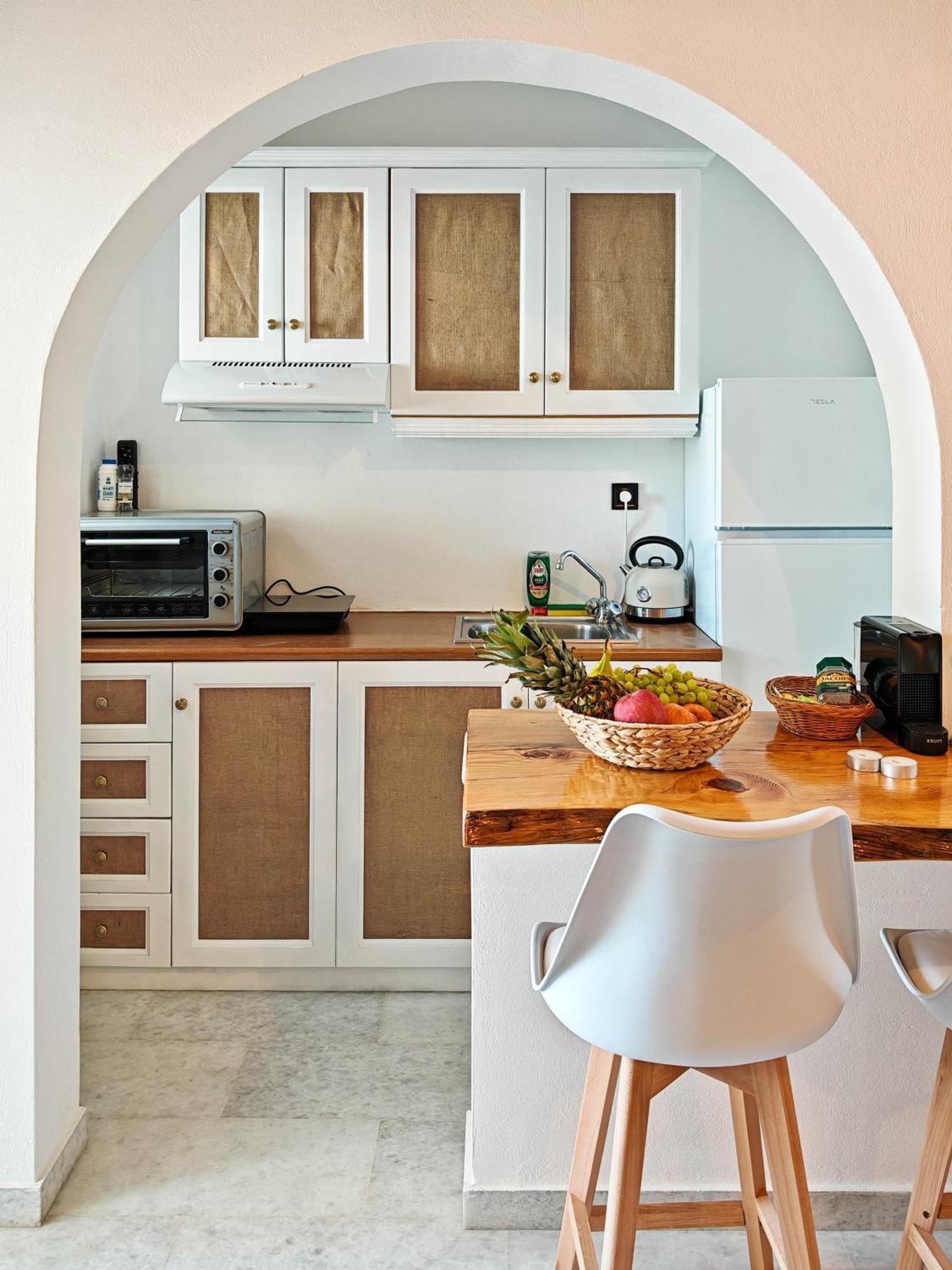 Naxos City Paraga Suites מראה חיצוני תמונה