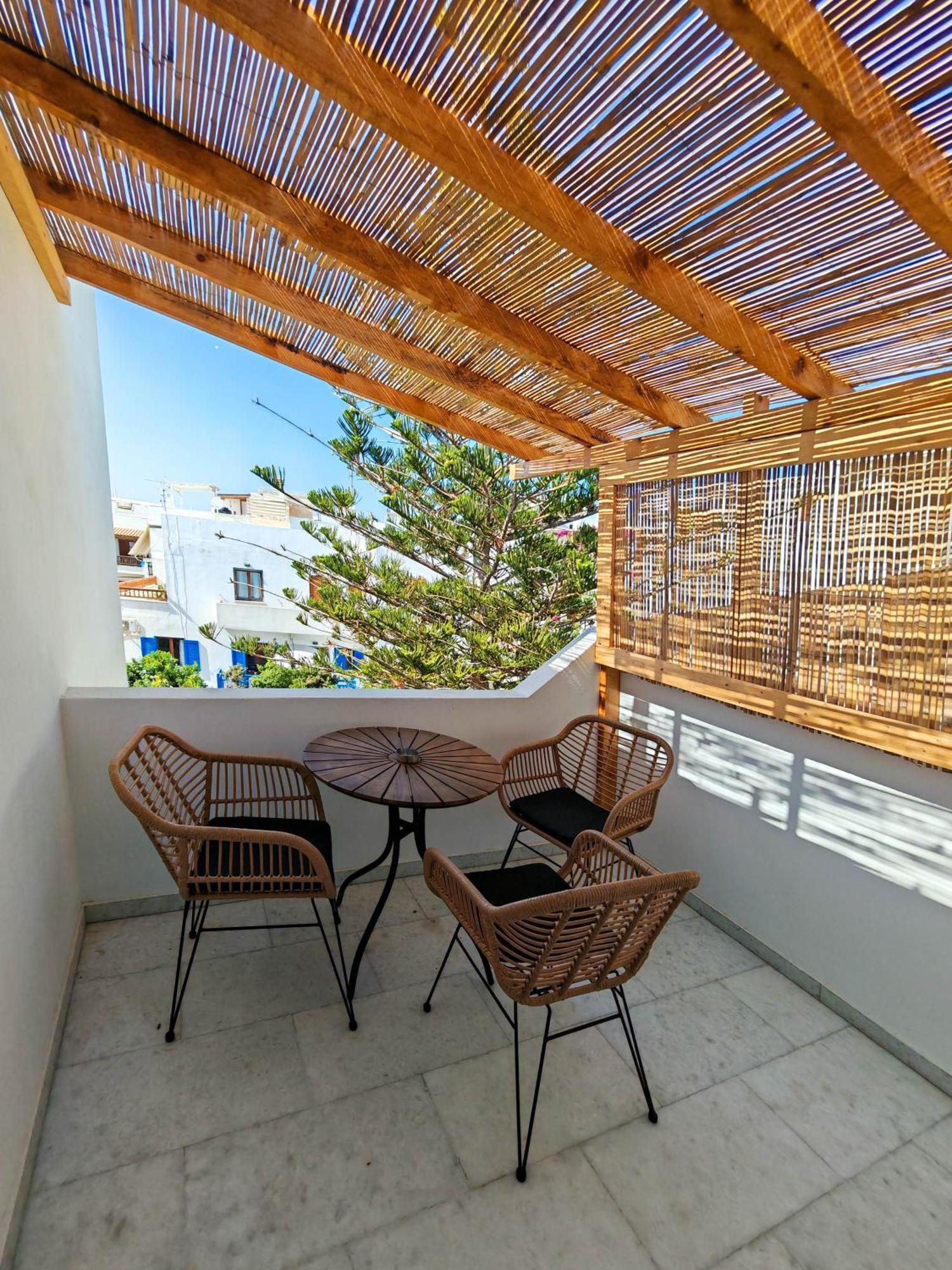 Naxos City Paraga Suites מראה חיצוני תמונה